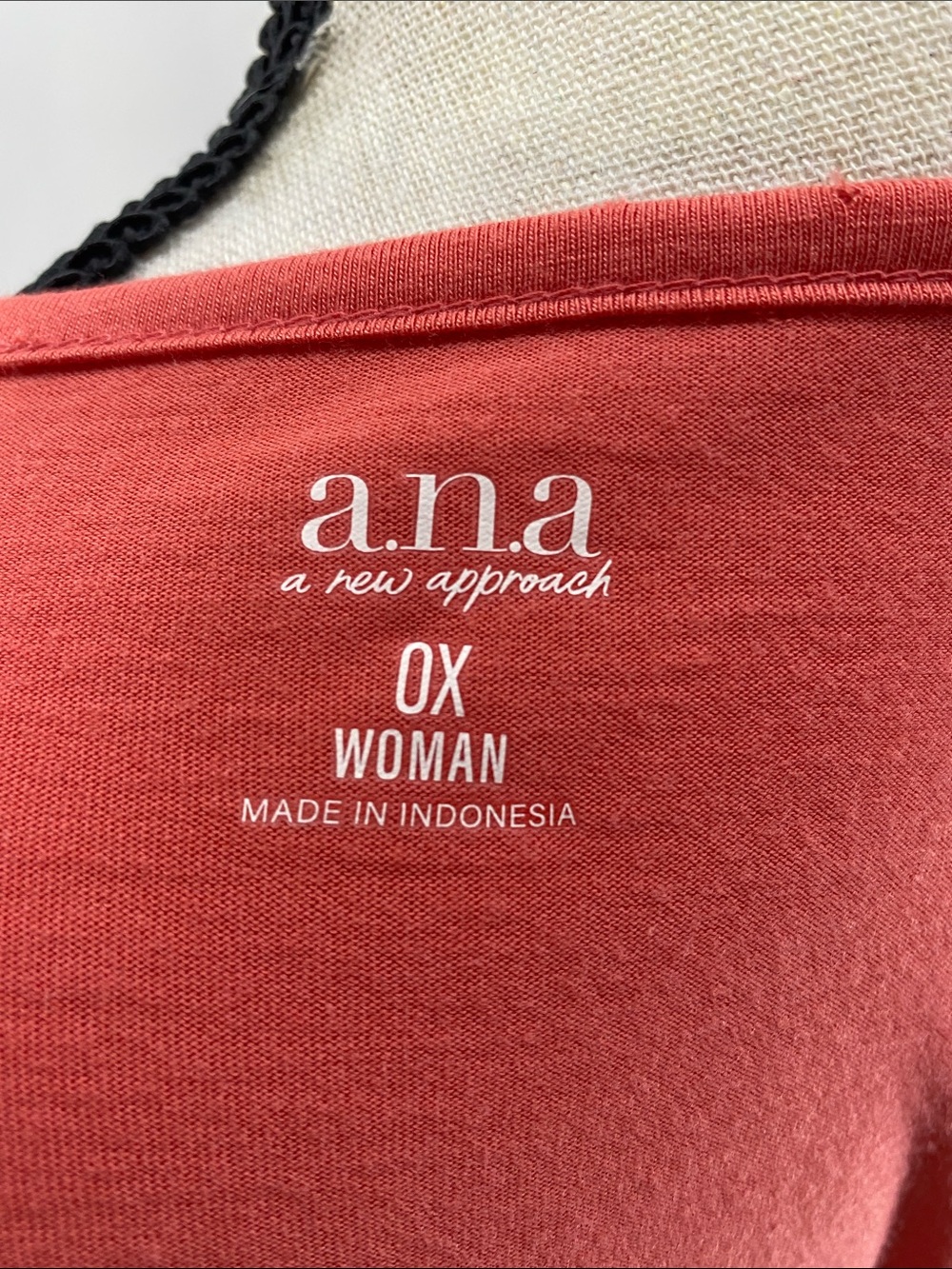 A.N.A. Women’s Spiced Coral Scoop Neck 3/4 Sleeve Flowy Blouse—Sz 0X - Picture 4 of 9